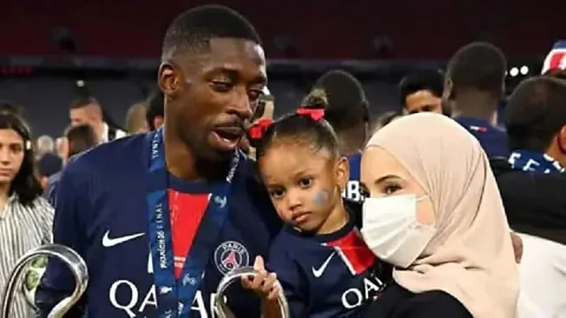 زوجة عثمان ديمبيلي تدعمه أمام ريال مدريد دون أن تكشف وجهها.. صورة