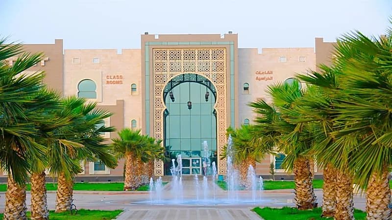 جامعة جازان تؤكد منع 10 حالات فقط من الاختبارات بسبب التحصين