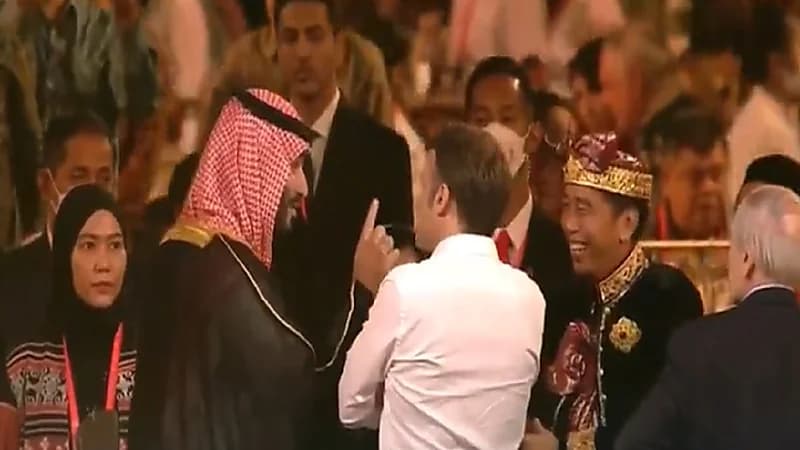 فيديو..حديث جانبي بين ولي العهد والرئيسين الفرنسي والإندونيسي بحفل عشاء قادة الـ20