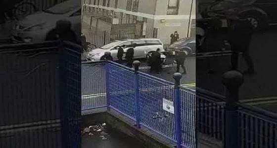 بالفيديو..شرطي مرور سجل مخالفة على يهودي في لندن فعاقبه!