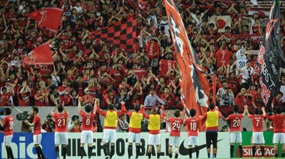 طلب غريب من جماهير أوراوا للاعبين في مباراة الهلال