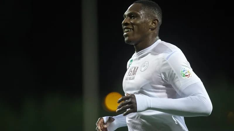 تحديد موقف جون ماري من المشاركة أمام الهلال 