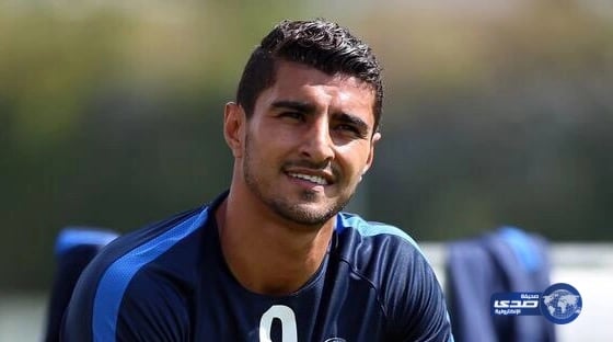 تشيلسي يسعى للتوقيع مع مدافع ساوثهامبتون