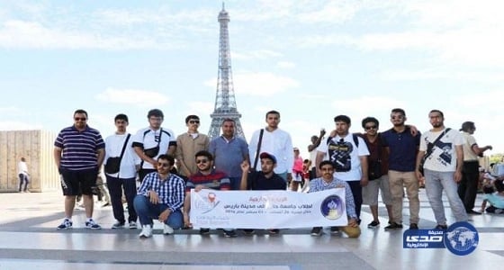 خادم الحرمين لدى فرنسا يلتقى بطلبة جامعة حائل المتفوقين