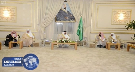 أمير حائل يناقش آليات العمل التطوعي مع المواطنين