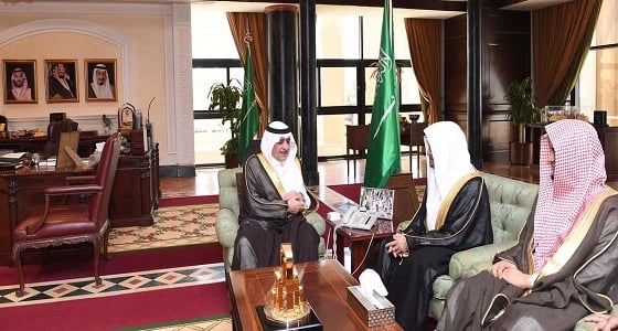 امير تبوك يستقبل الشيخ صالح المغامسي