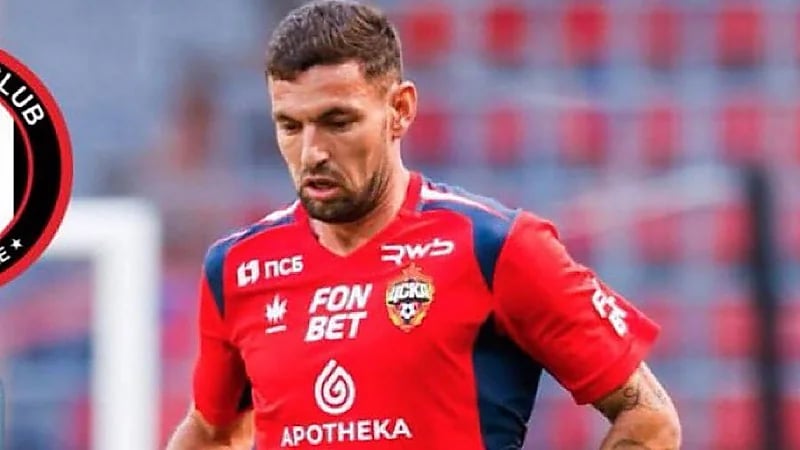 سيسكا يضع شرطاً لانتقال روشا إلى الجزيرة الاماراتي