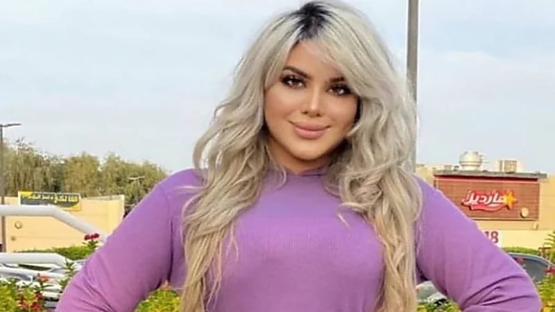 شاهد..  مروة راتب تتعرض لهجوم حاد بسبب إطلالتها الأخيرة 