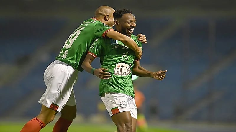 هزازي على بعد خطوة من الاتحاد