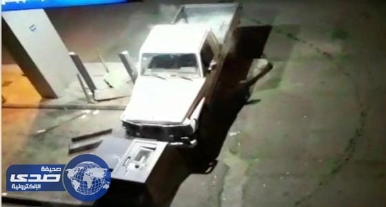 الإطاحة بـ3 لصوص اقتلعوا صراف آلي في طريب