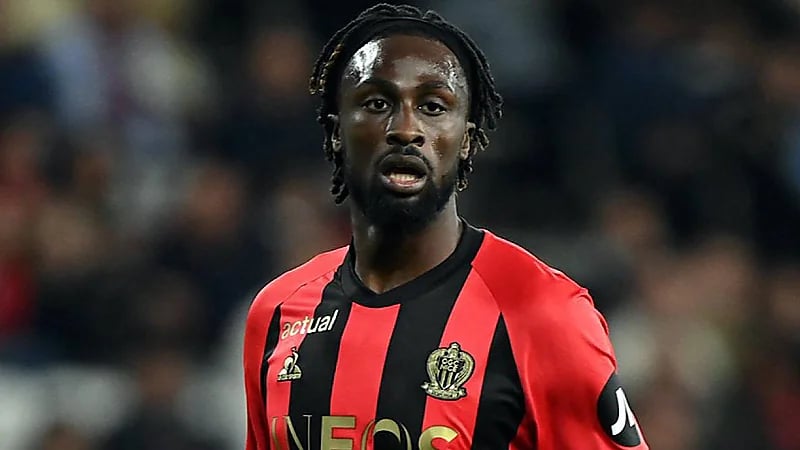 إيفان جيساند يرفض عرض نيوم ويختار أستون فيلا