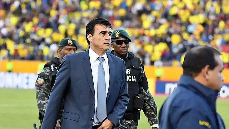 كوينتيروس يقترب من قيادة التعاون