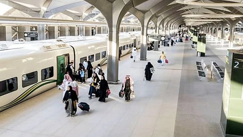 وفاة شخص في حادث دهس على الخط الحديدي بمكة