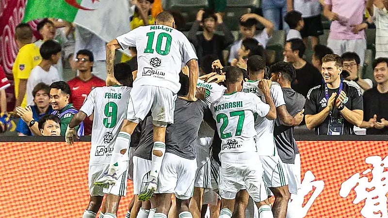 الأهلي يغلق باب رحيل نجمه