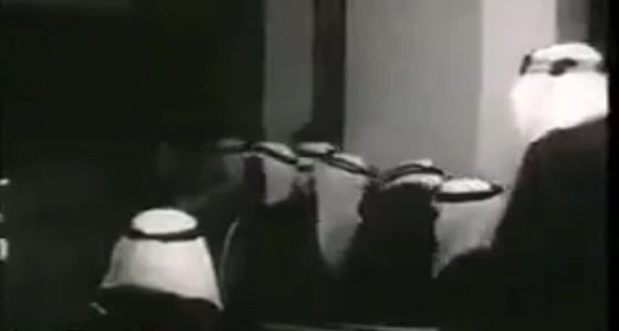 فيديو نادر للملك سعود بن عبدالعزيز بعد عودته من رحلة علاج