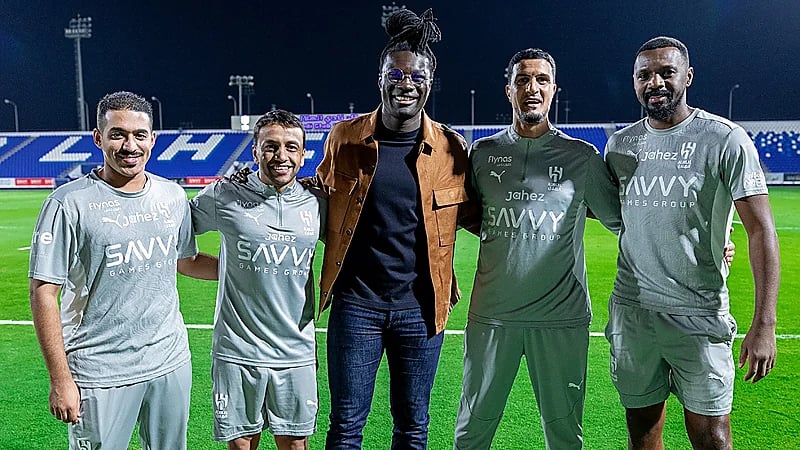 غوميز يزور مقر الهلال .. صور