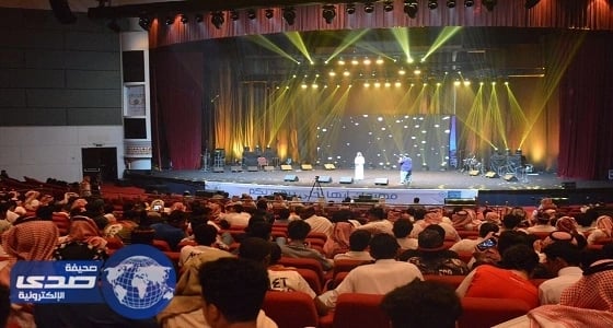 العروض الكوميدية تشعل فعاليات " أبها أحلى " في ثالث ايام المهرجان