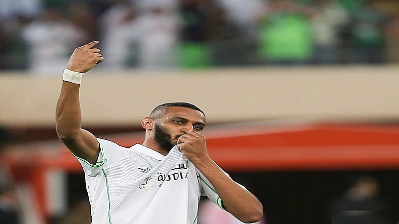 مهند عسيري يحرم الأهلي من الصفقات الجديدة