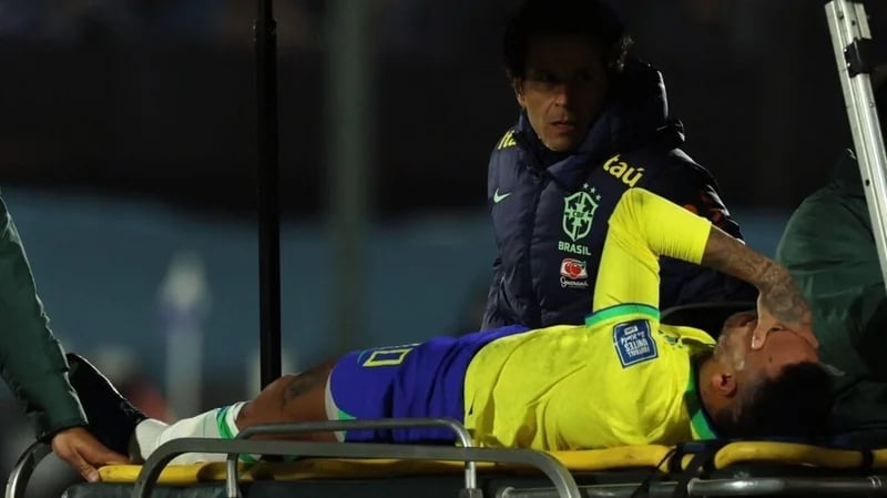 متحدث منتخب البرازيل: ننتظر تشخيص إصابة نيمار