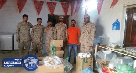 بالصور.. أهالي جازان يهدون وجبات إفطار لمرابطي الحد الجنوبي