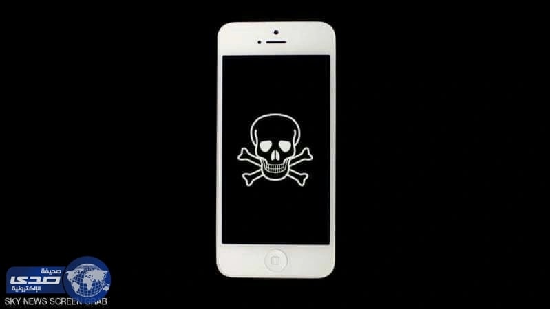 أمريكي يلقى مصرعه صعقاً بسبب شحن الآيفون في الحمام