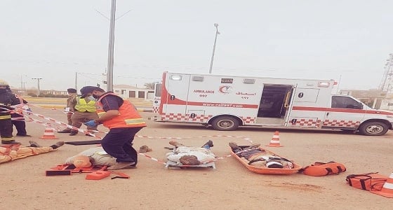 بالصور.. الدفاع المدني والهلال الأحمر يشاركان فرضية لانهيار مبنى