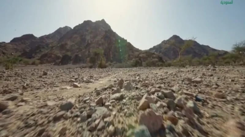 بالفيديو.. قصة وادي "ملل" الذي مر به النبي في حجة الوداع