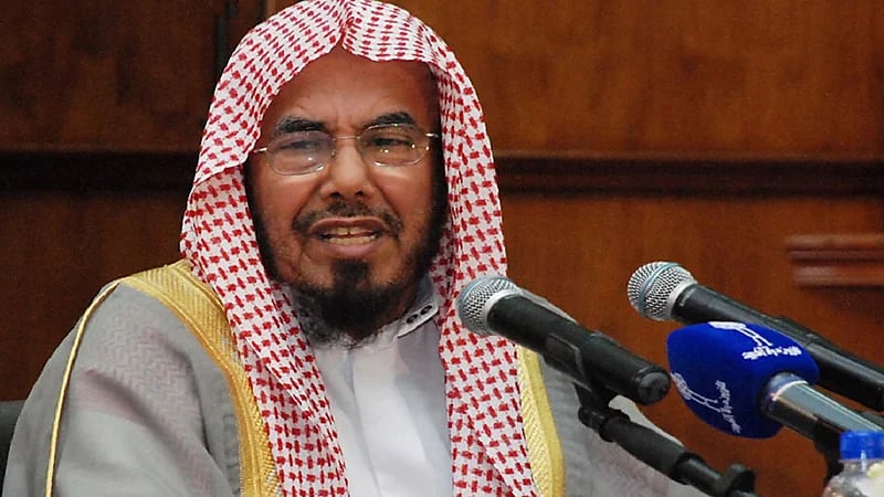 "هل عدم التزام الزوج بشرط توفير منزل الزوجية يبطل العقد؟".. المطلق يجيب