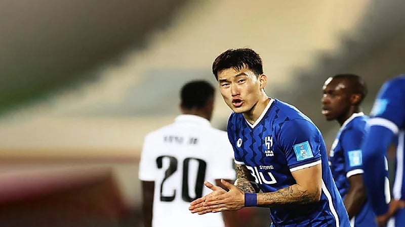 الهلال يفاوض مدافعه لتجديد عقده