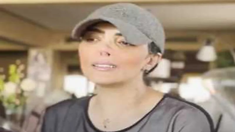 بعد أزمتها الصحية حورية فرغلي تحضِّر لـ عملين فنين.. فيديو