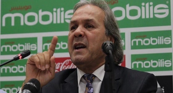 استبعاد مبولحي وفيغولي من قائمة منتخب الجزائر