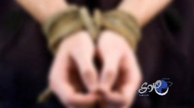 طالب جامعي يحتجز رهائن من أجل الحصول على بيتزا ومياه غازية