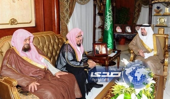 أمير منطقة نجران يستقبل الشيخ عبد الله المطلق