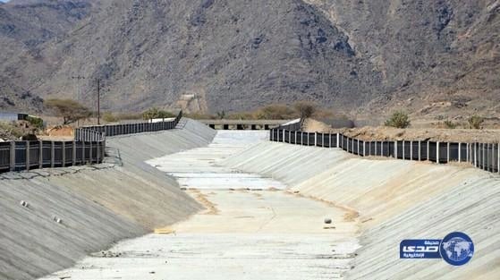 أمانة نجران تتسلم مشروع تصريف مياه الأمطار والسيول بوادي لحيفه 