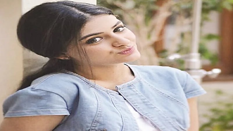 صورة..دانة المساعيد تتزوج ثري إماراتي وتخفي وجهه