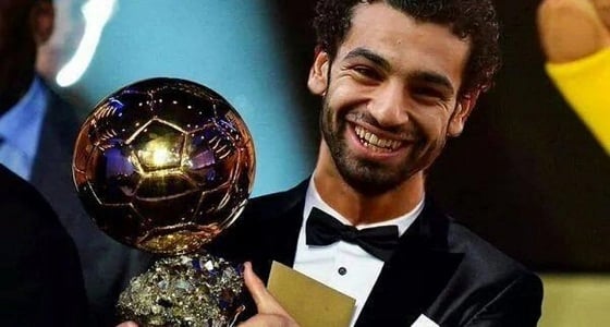 محمد صلاح يدافع عن المرأة في بلاده