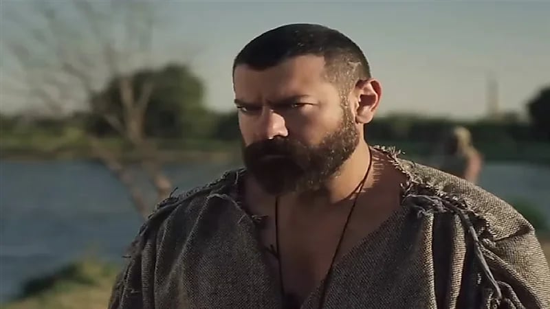 إيقاف مسلسل “الملك” بسبب الاخطاء الكبيرة في العمل