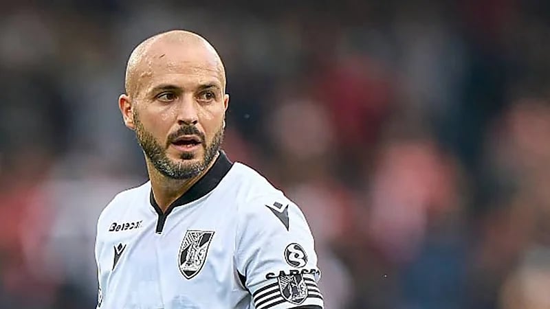 كريم الأحمدي يعتزل كرة القدم نهائياً