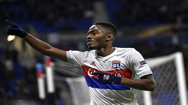 مهاجم جزر القمر ماوليدا يوقع لنادي الخلود