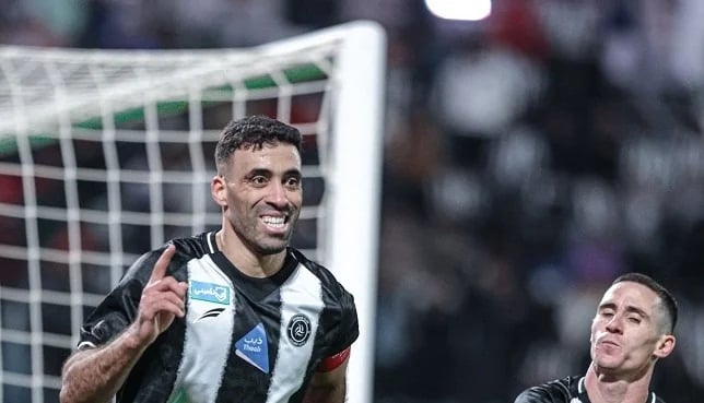 حقيقة طلب مدرب الشباب التعاقد مع مهاجم بديل لـ حمدالله