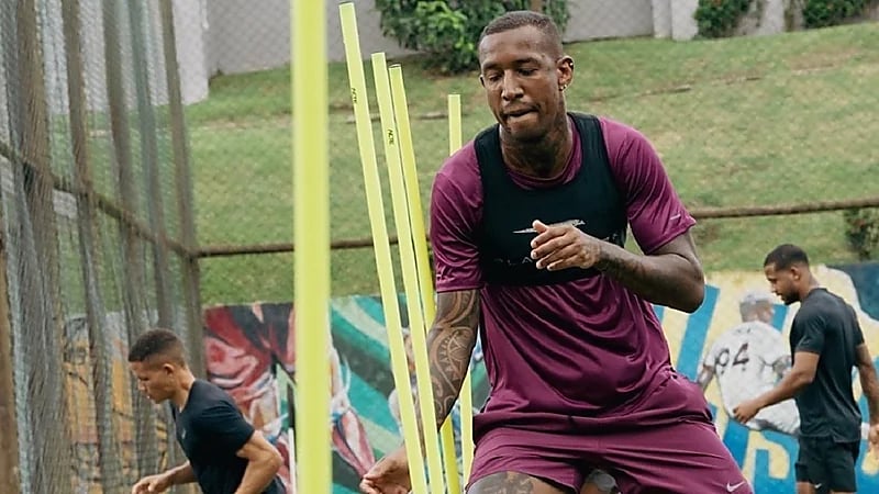 تاليسكا يواصل استعداداته للعودة للملاعب .. صور