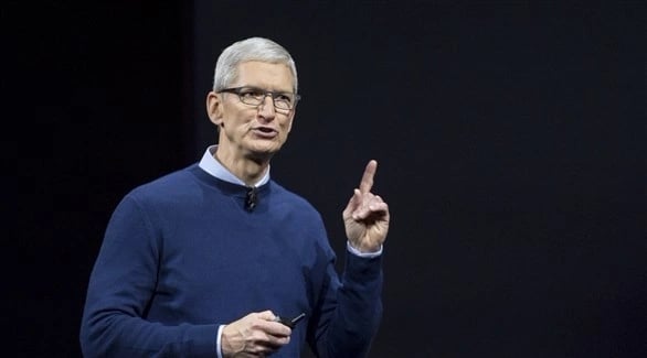 النواب الأمريكي يطالب " أبل " بمعرفة أسباب إبطاء آي فون