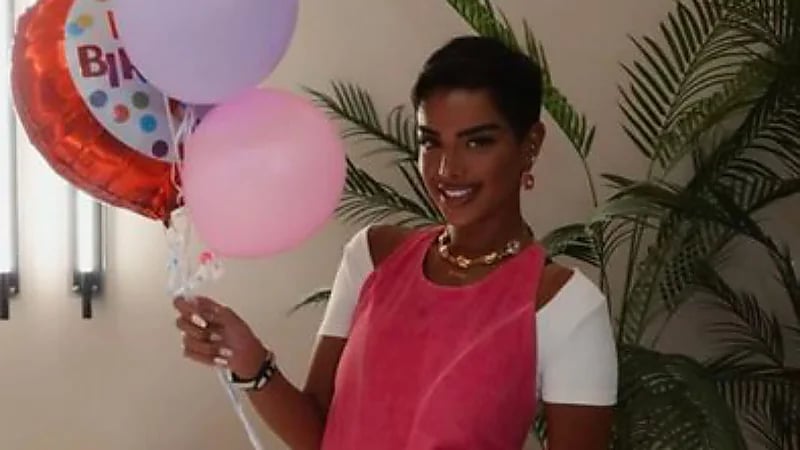 شهد ليو تحتفل بيوم ميلادها بطريقة مميزة وتخطف الأنظار بإطلالتها