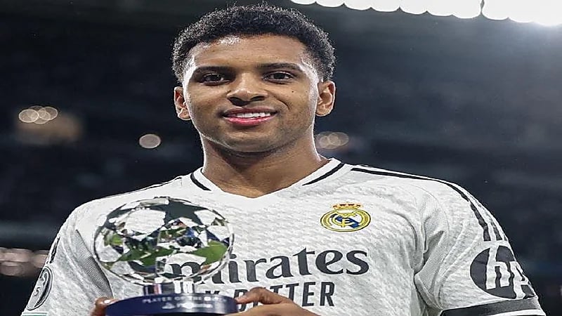 بايرن وليفربول يراقبان رودريغو ودياز كلمة السر