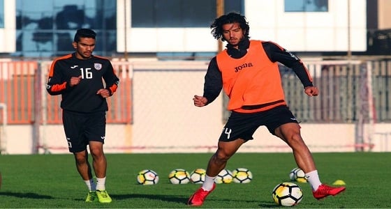 المصري عمرو بركات يجتاز الفحوصات الطبية للشباب