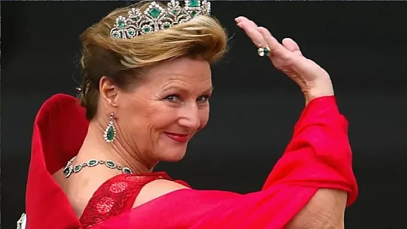 نقل ملكة النرويج إلى المستشفى