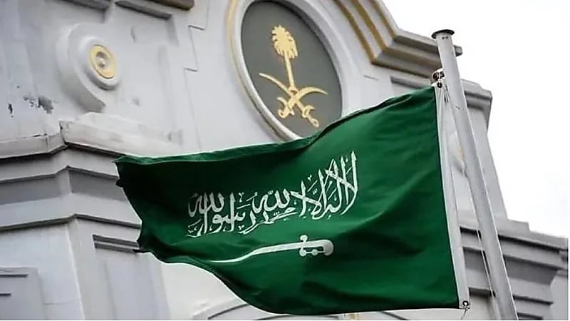 سفارة المملكة لدى الكويت تدعو المواطنين لسداد مديونيات الكهرباء قبل مغادرة البلاد