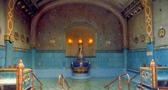 الحمامات الحرارية وتأثيراتها الإيجابية على الصحة