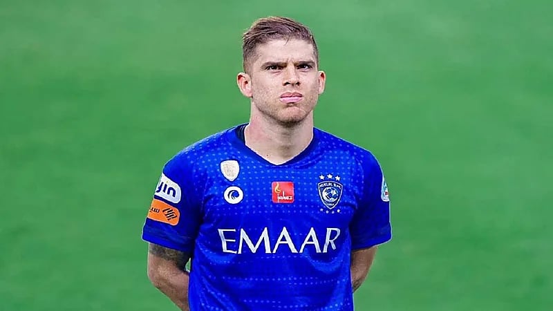 حقيقة رحيل محترف الهلال للدوري القطري