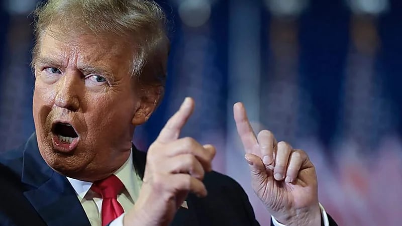 اعتراض طائرة مدنية اخترقت منطقة حظر جوي أثناء وجود ترامب